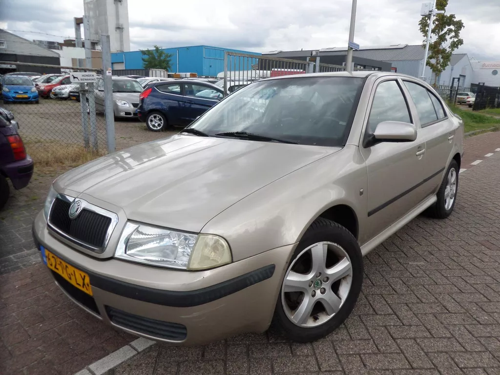 Skoda Octavia 1.6 Celebrate