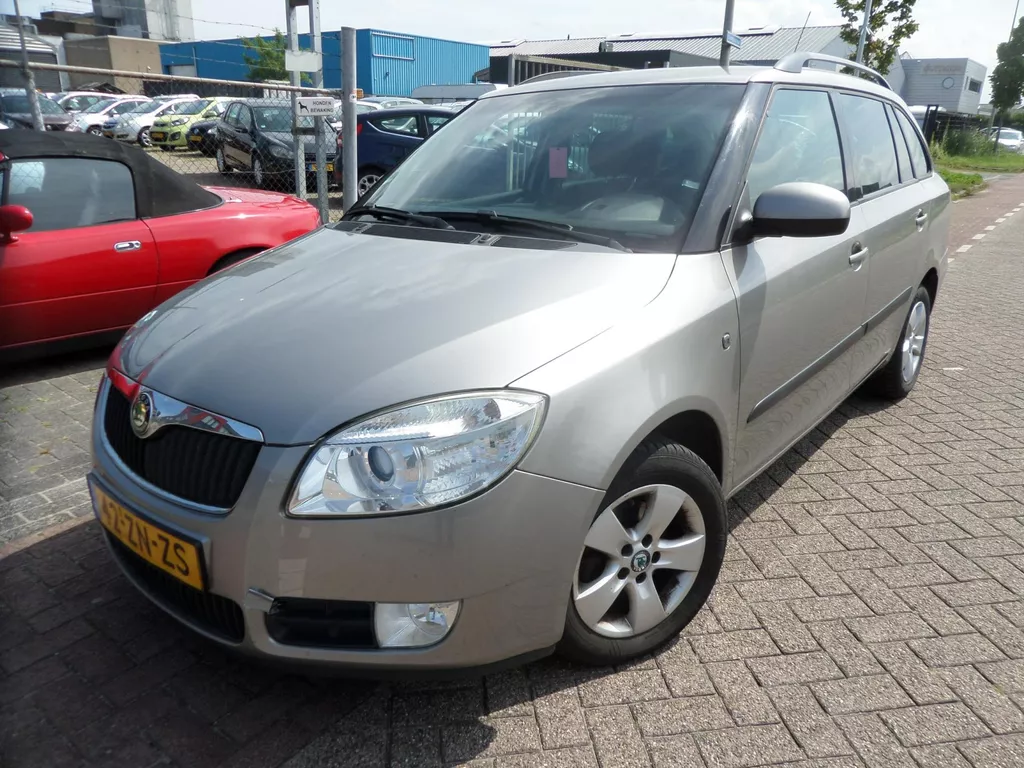 Skoda Fabia Combi 1.4-16V Elegance