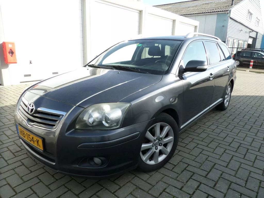 Toyota Avensis Wagon 1.8 VVTi Terra