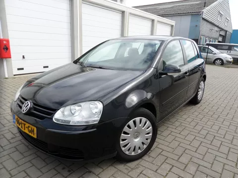 Volkswagen Golf 1.6 FSI Optive 3