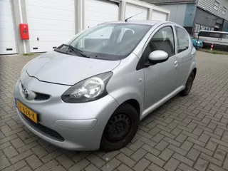 Toyota Aygo 1.0-12V