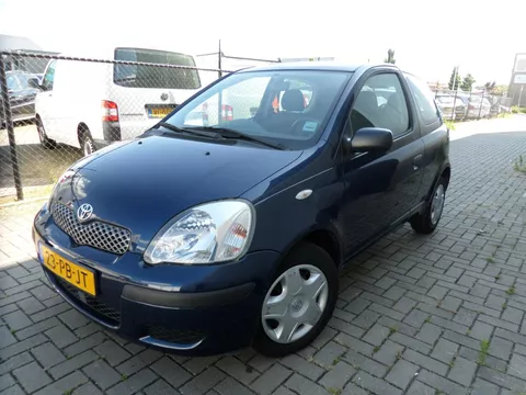 Toyota Yaris 1.0 VVT-i Terra